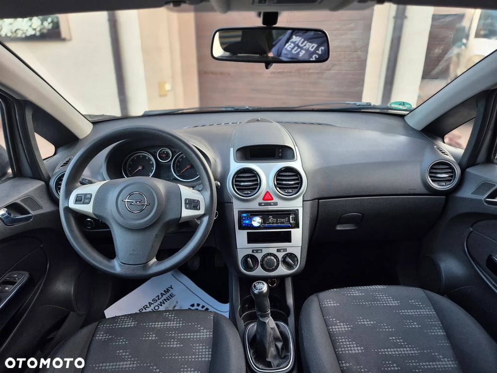 Opel Corsa 1.2 16V Essentia - 30