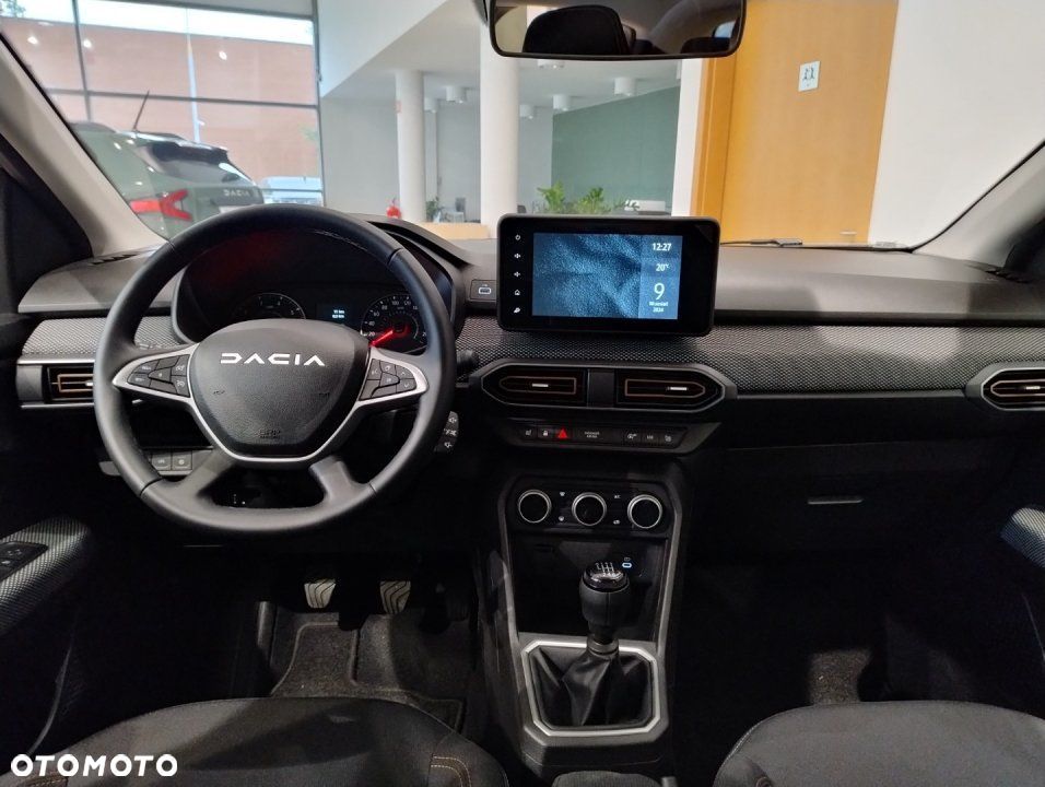 Dacia Sandero - 10