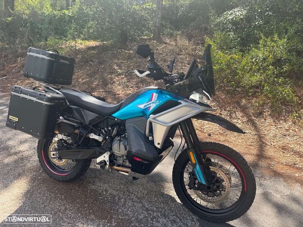 CF Moto 800MT-X Explorer - 2