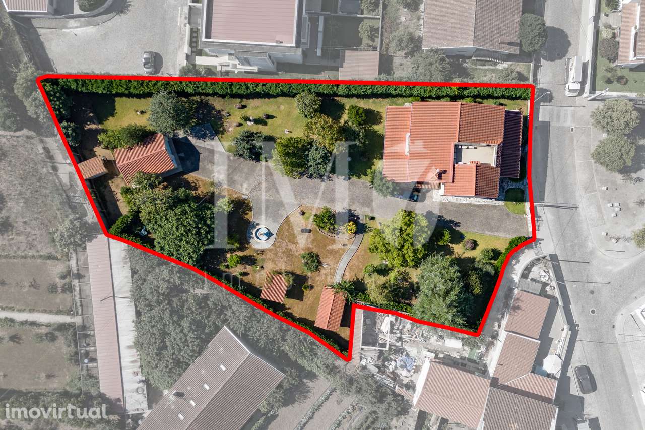 Moradia Individual T5 (com  elevador) - Merelim S. Paio, Braga - Grande imagem: 5/27