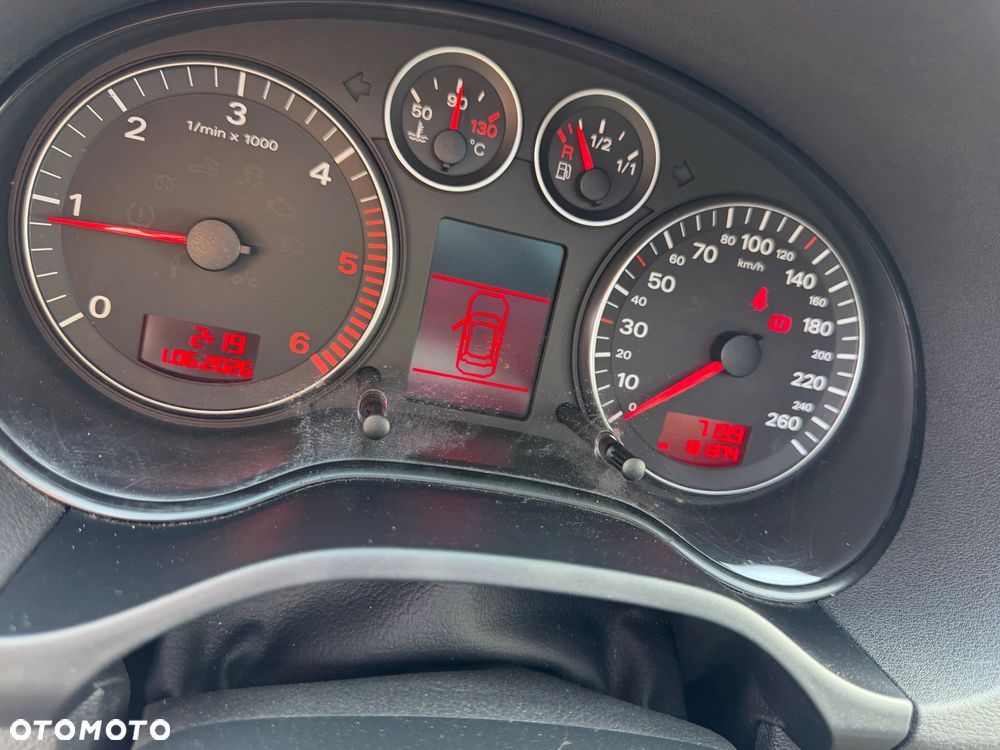 Audi A3 Sportback 2.0 TDI DPF Ambition - 18