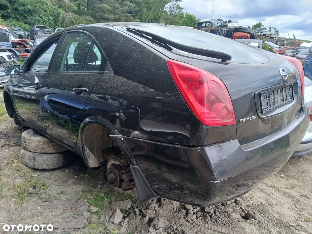 nissan primera P12 Z11 fotel fotele kanapa deska kokpit podsufitka boczek boczki klamka podłokietnik - 2