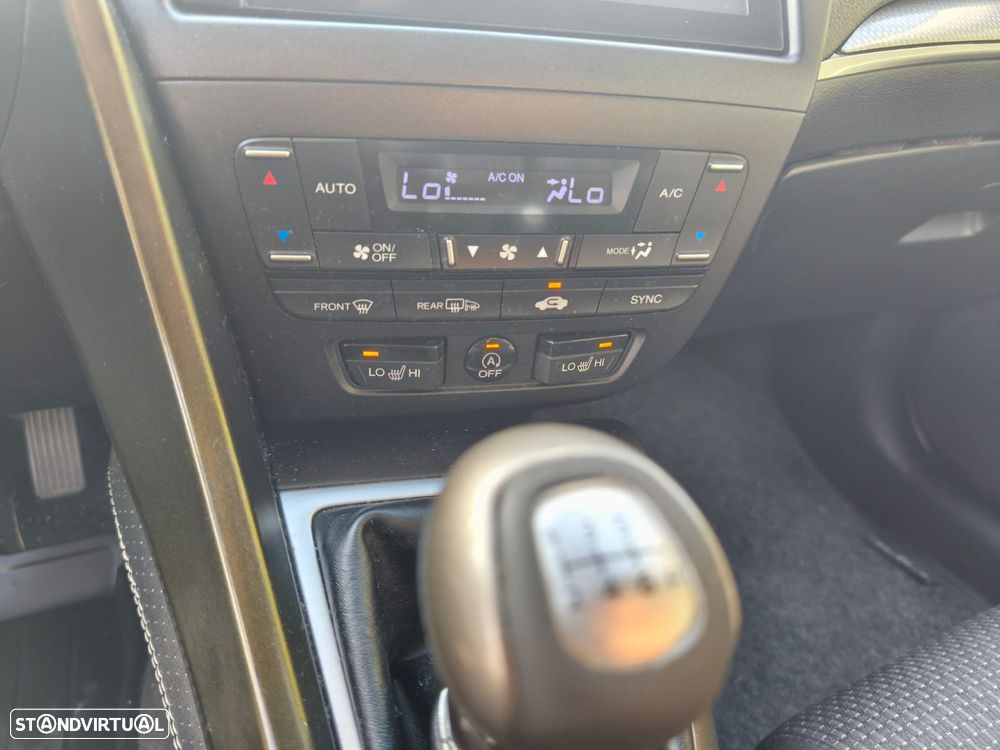 Honda Civic Tourer 1.6 i-DTEC Executive Navi - 21