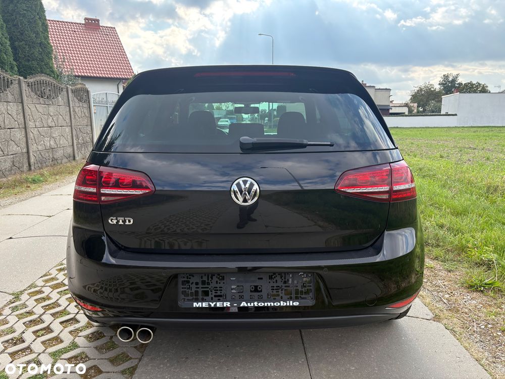 Volkswagen Golf - 7