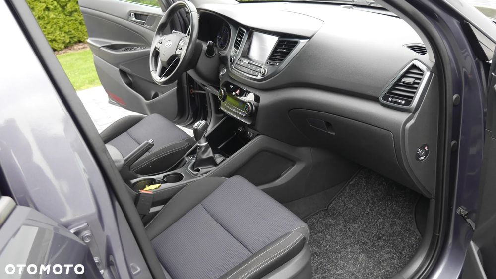 Hyundai Tucson 1.7 CRDI BlueDrive GO 2WD - 28