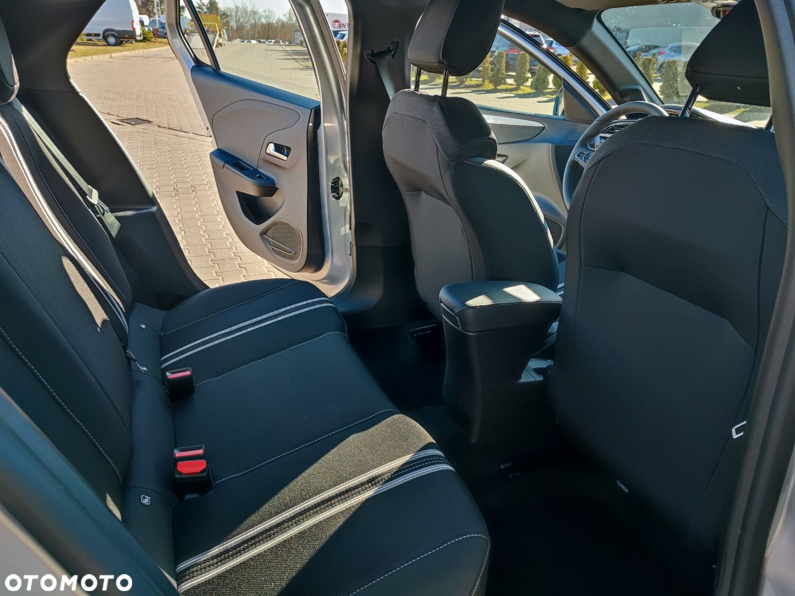 Opel Corsa - 16