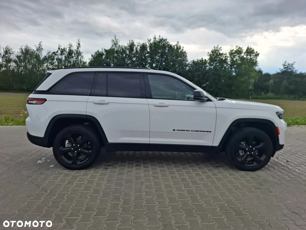 Jeep Grand Cherokee - 5