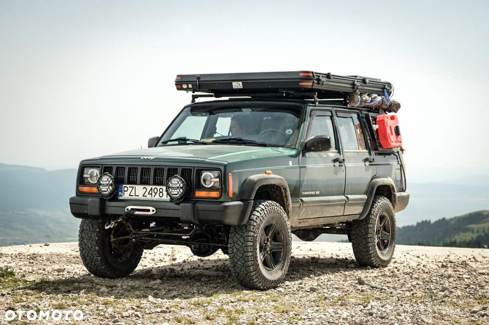 Jeep Cherokee 4.0 Limited - 19