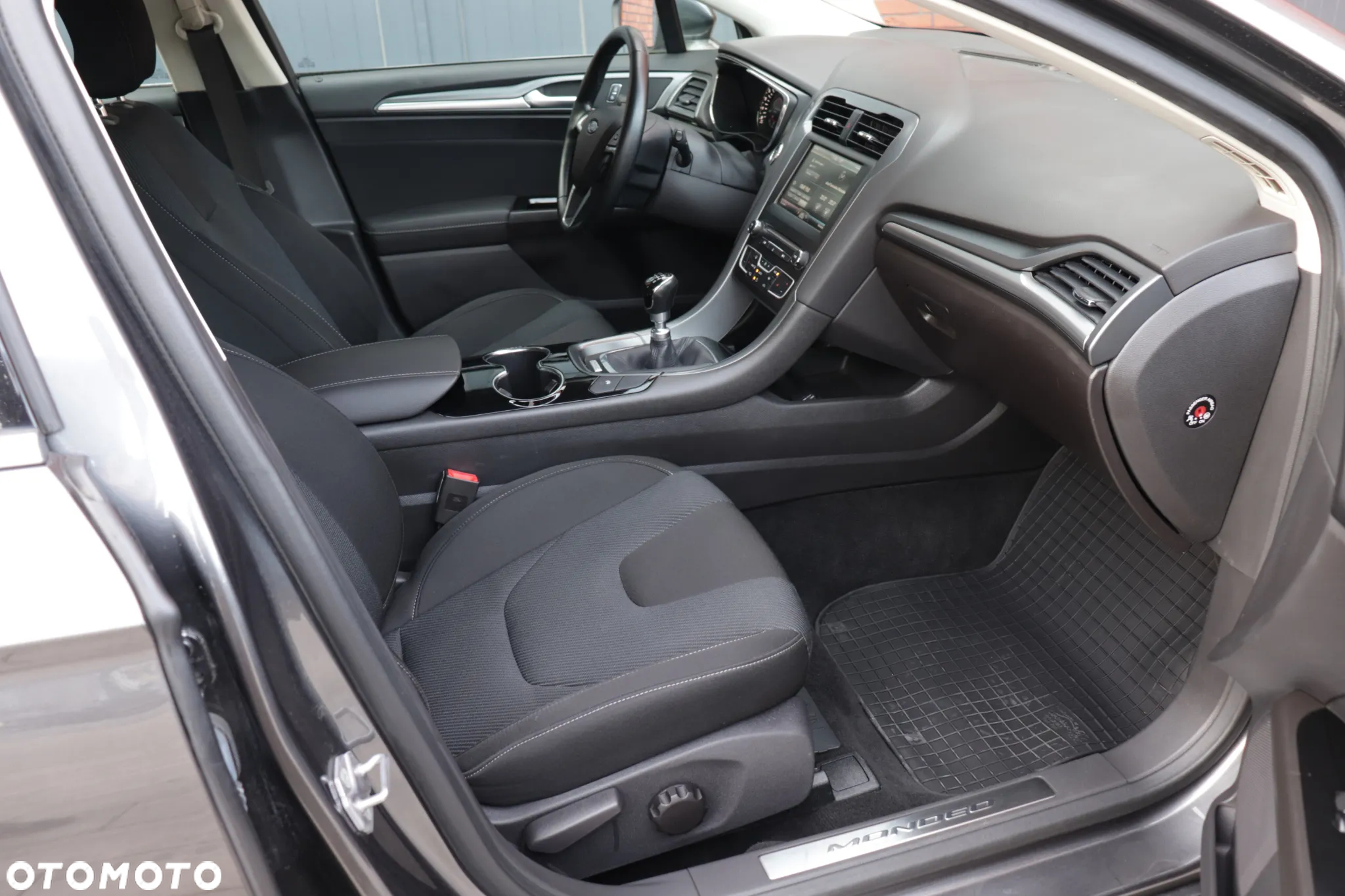 Ford Mondeo 2.0 TDCi Titanium - 31