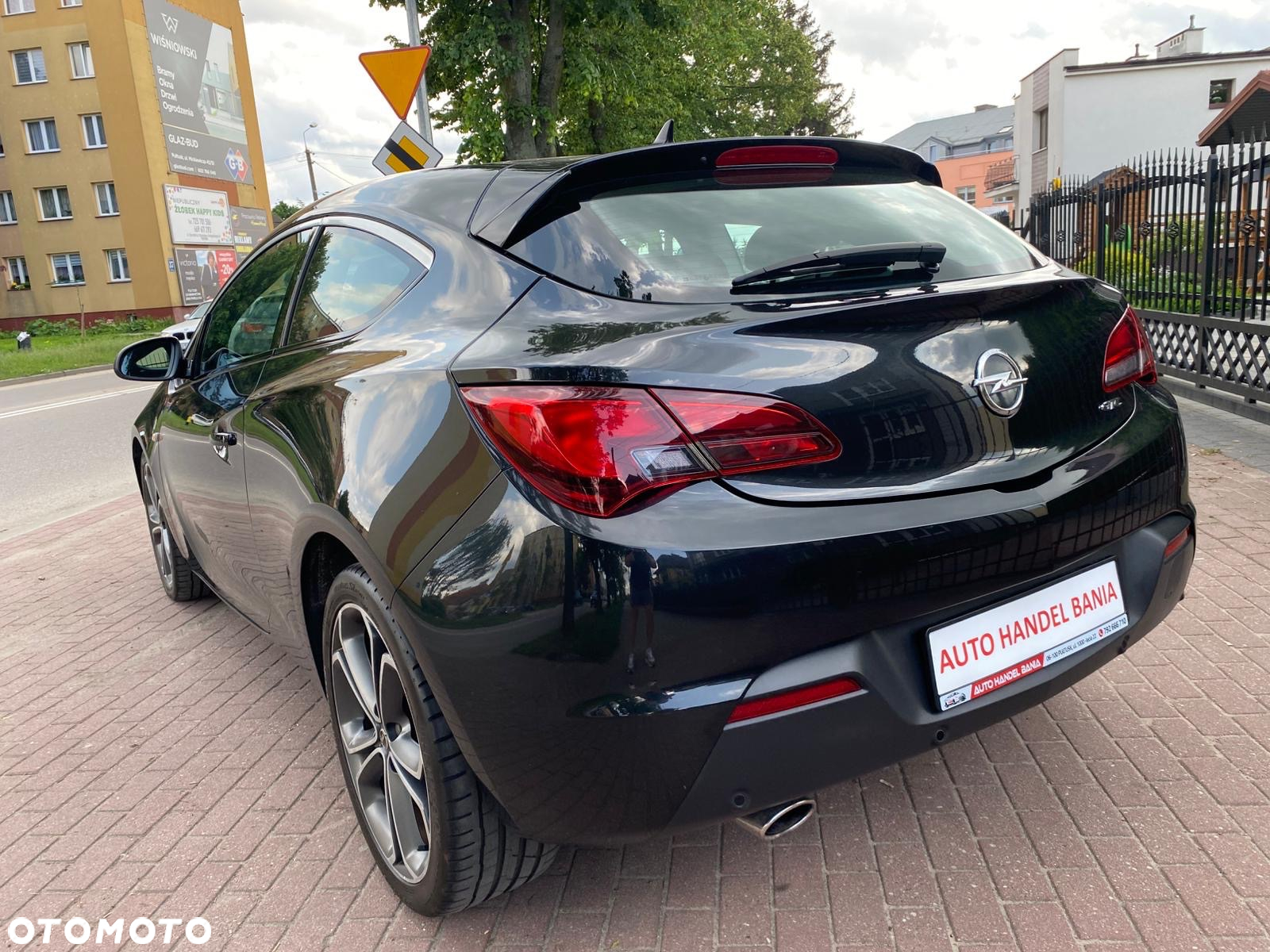 Opel Astra GTC 1.4 Turbo - 15
