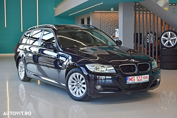 BMW Seria 3 318d Touring Luxury Line