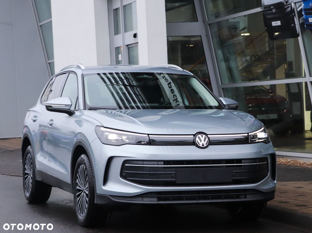 Volkswagen Tiguan - 8