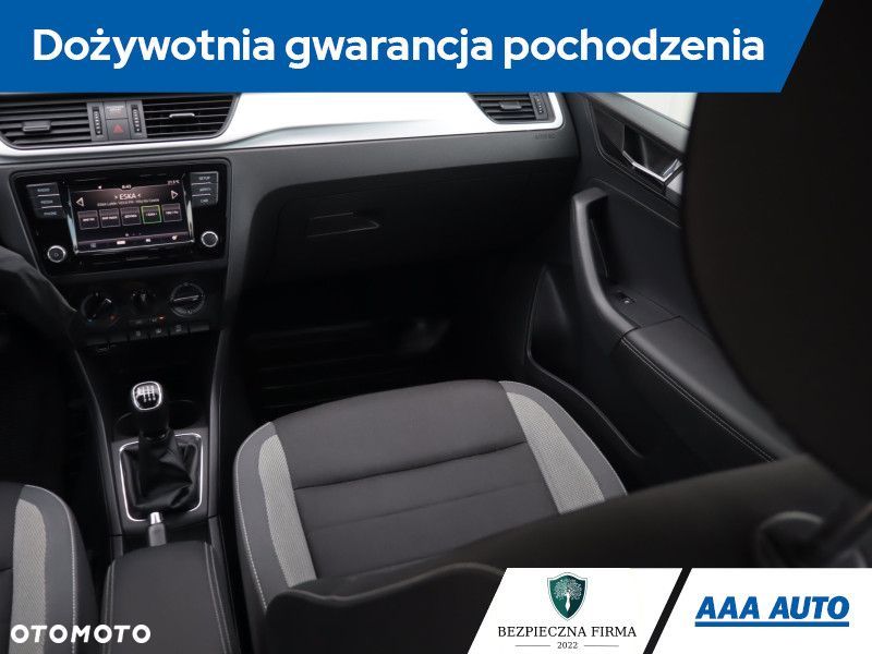 Skoda RAPID - 10