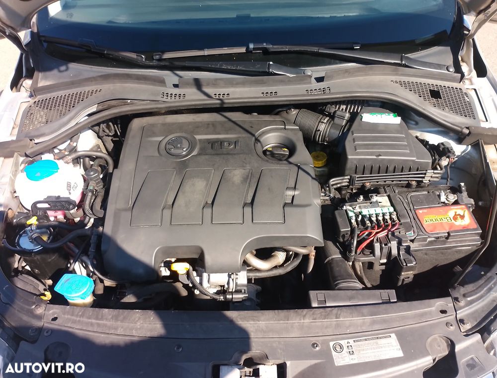 Skoda RAPID 1.6 TDI Ambition - 14