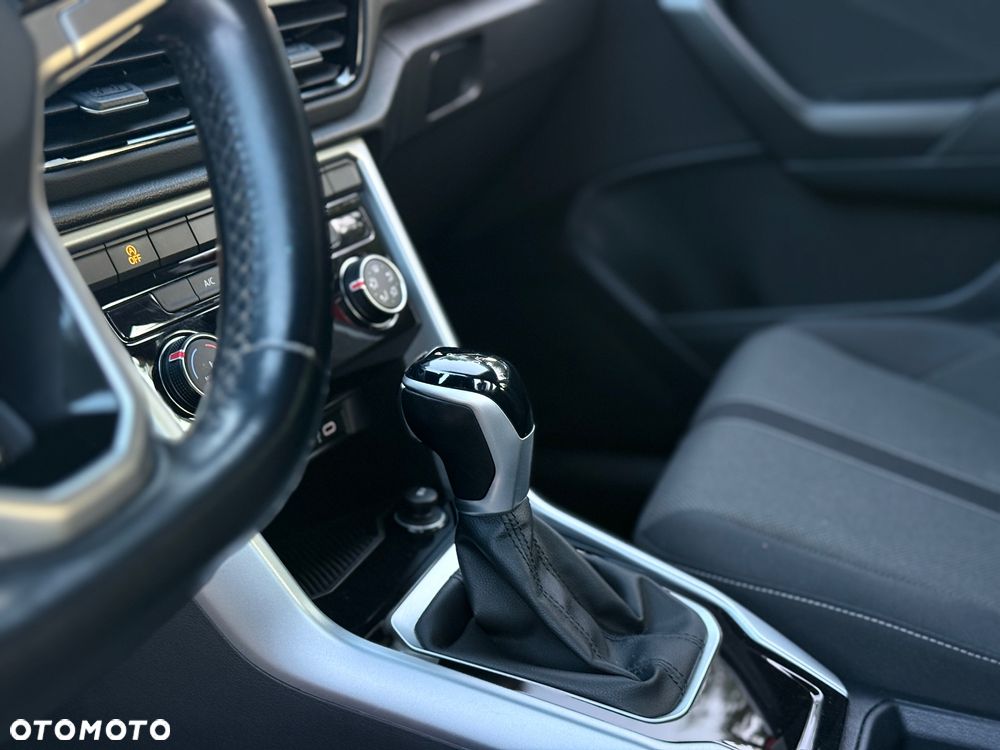 Volkswagen T-Roc 2.0 TDI SCR DSG GOAL - 9