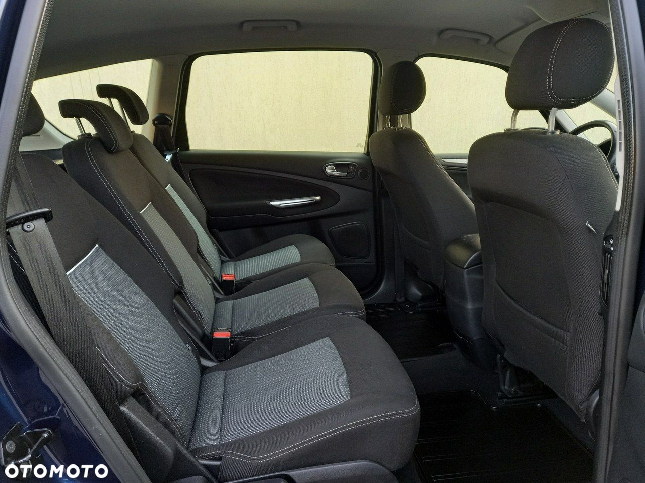 Ford S-Max - 20