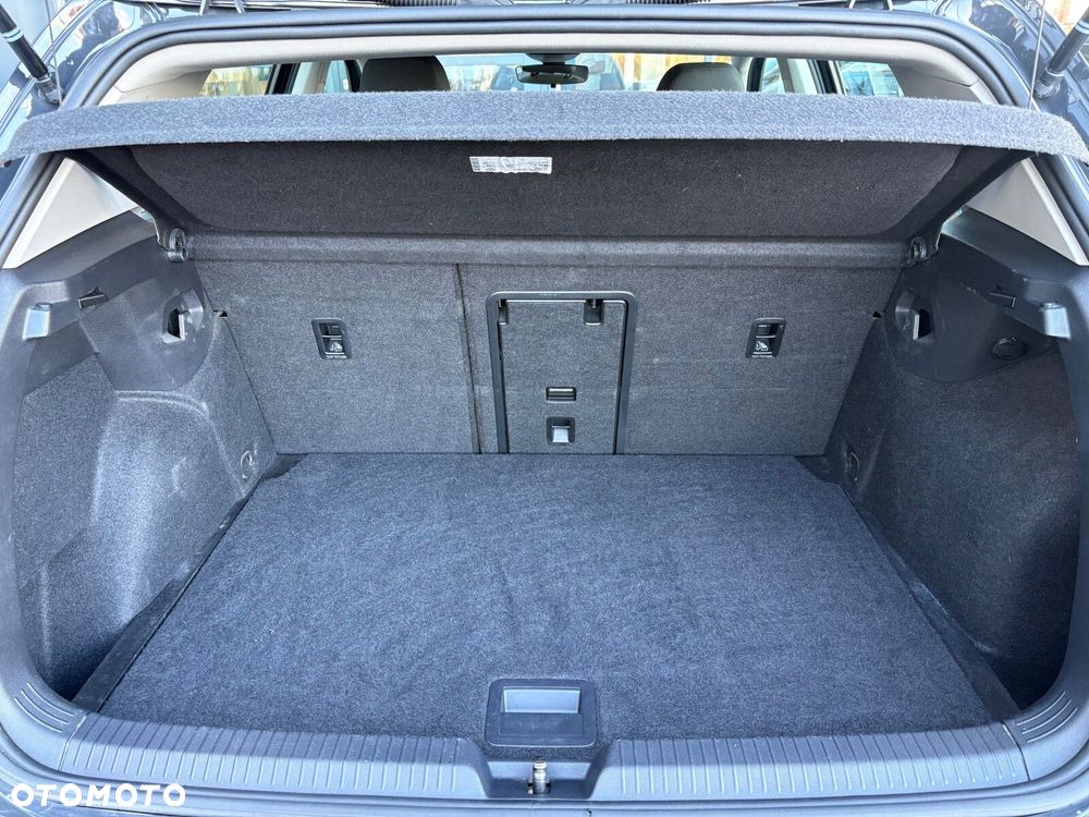 Volkswagen Golf - 19