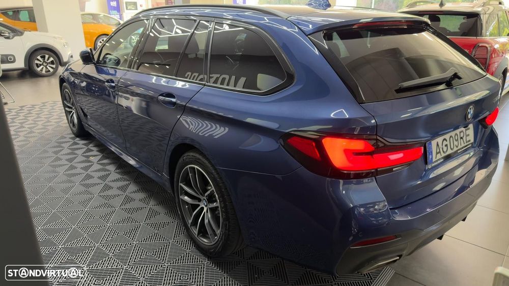 BMW 530 e Pack Desportivo M - 9