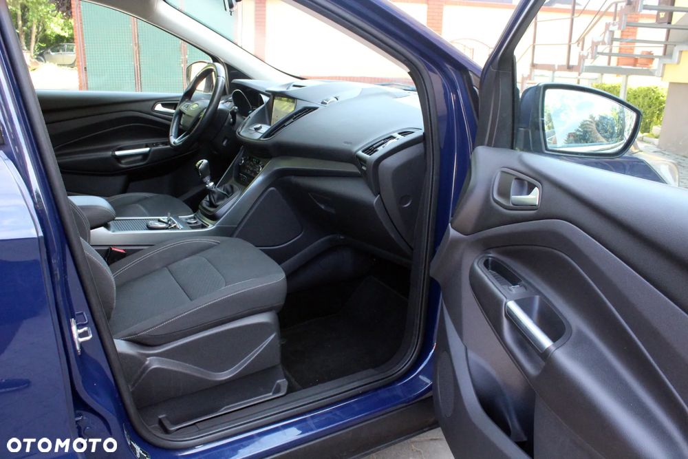 Ford Kuga 1.5 EcoBoost 2x4 Trend - 13