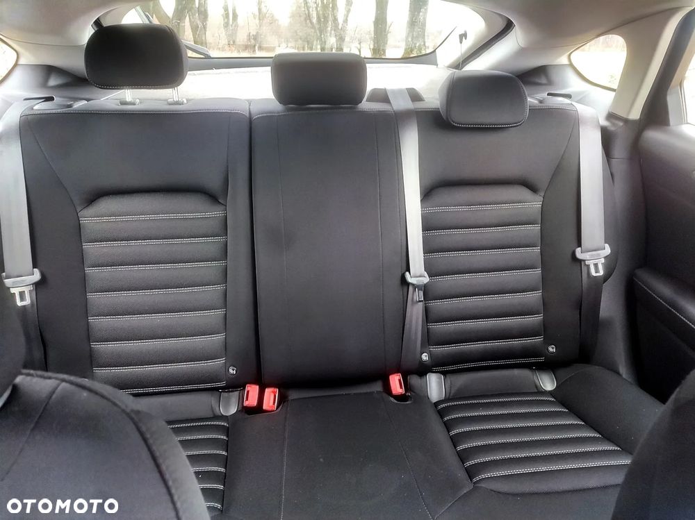 Ford Mondeo 2.0 TDCi Ambiente - 10