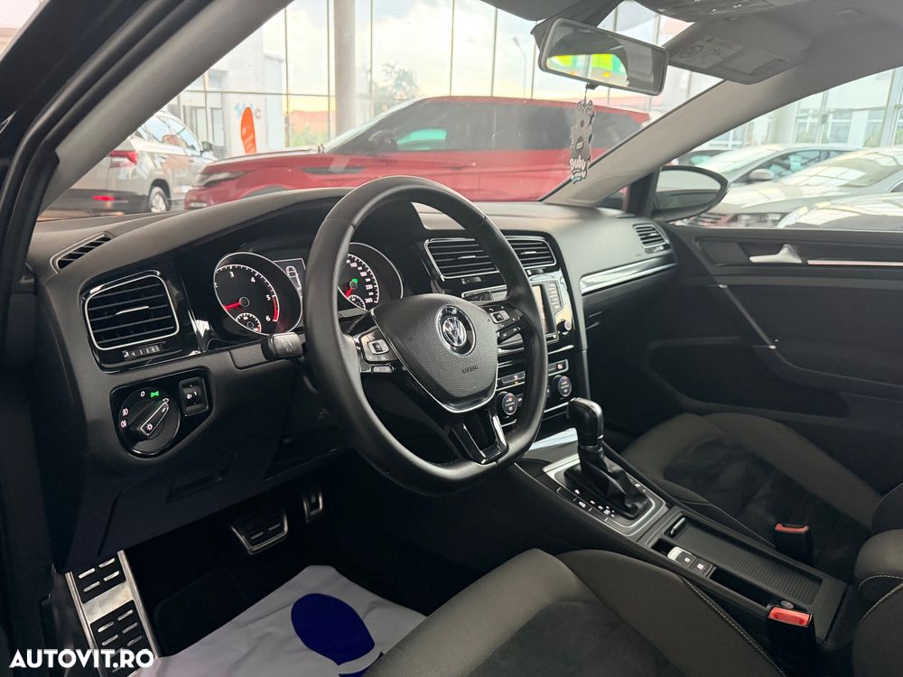 Volkswagen Golf 1.0 TSI BlueMotion DSG Trendline - 22