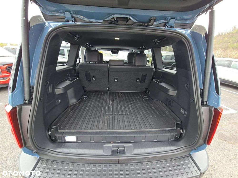 Toyota Land Cruiser - 3