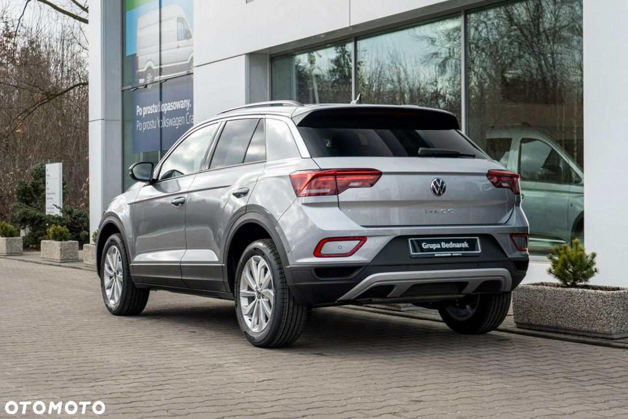 Volkswagen T-Roc - 8