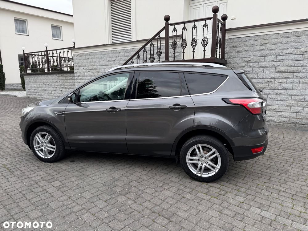 Ford Kuga 1.5 EcoBoost 2x4 Business Edition - 16
