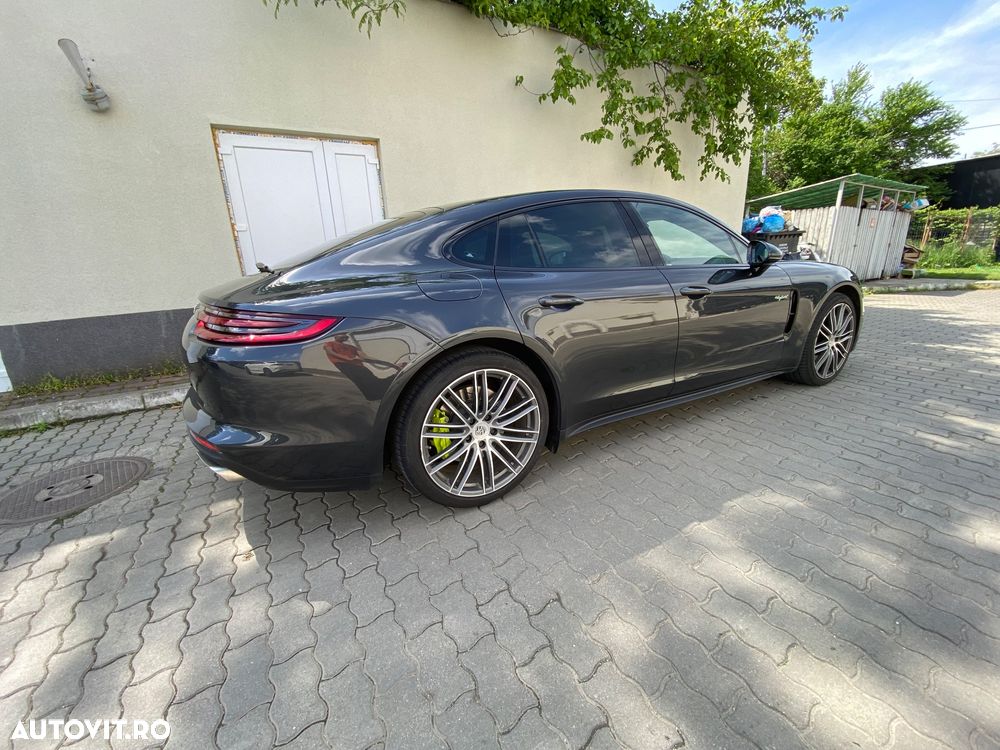 Porsche Panamera 4 E-Hybrid - 19