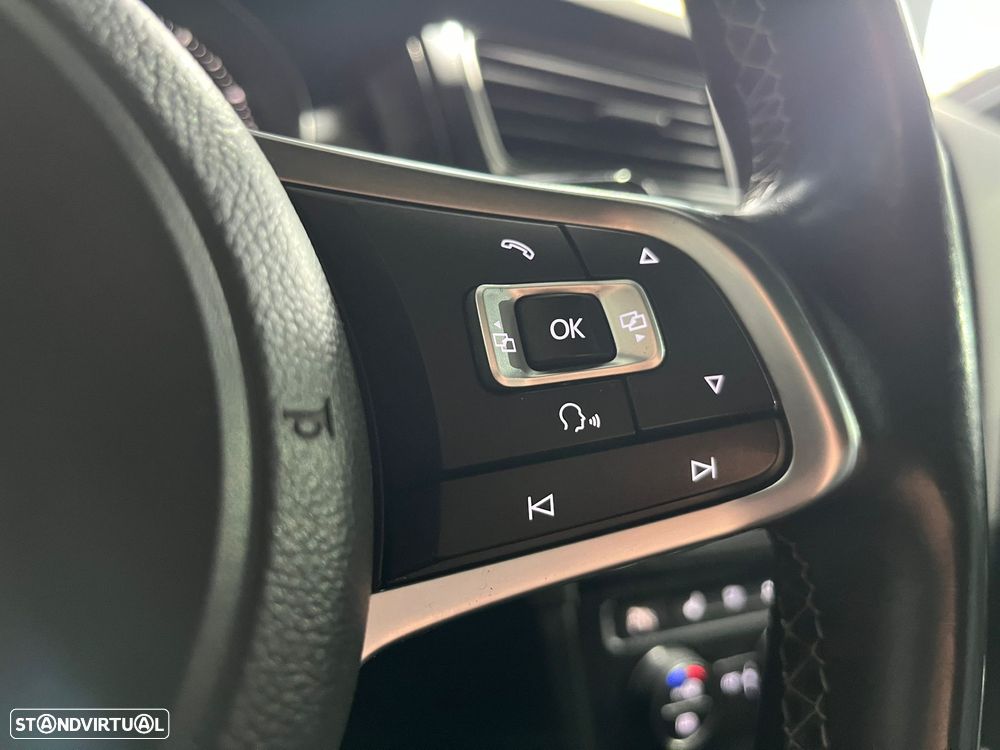 VW Golf 2.0 TDi DPF DSG GTD - 34