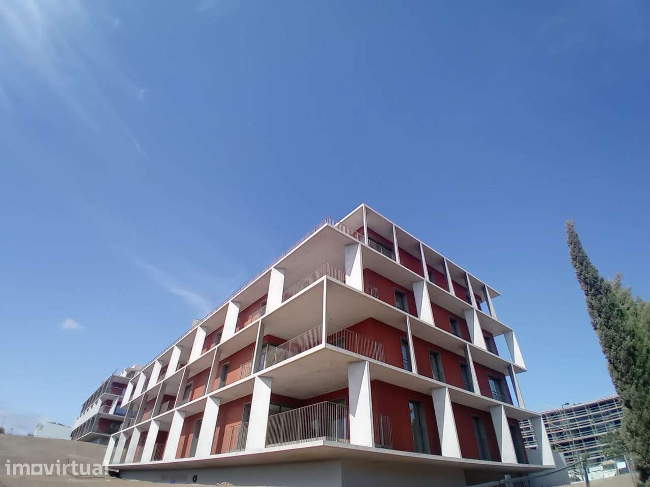 Apartamento T2 com estacionamento, Belas Clube de Campo, Sintra - Grande imagem: 2/25