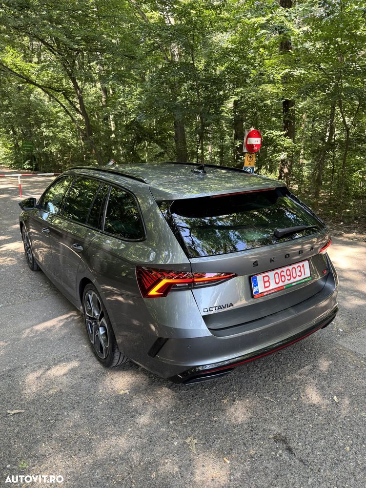Skoda Octavia 2.0 TSI DSG RS Plus - 29