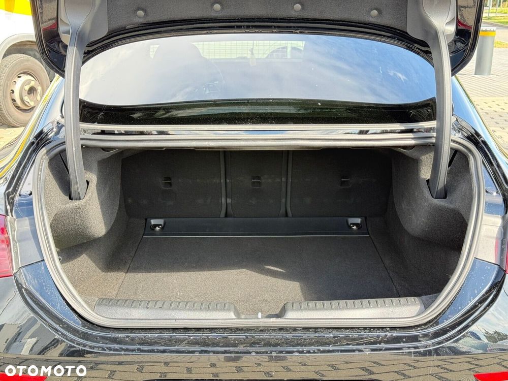 Mercedes-Benz CLA 200 mHEV 8G-DCT - 31