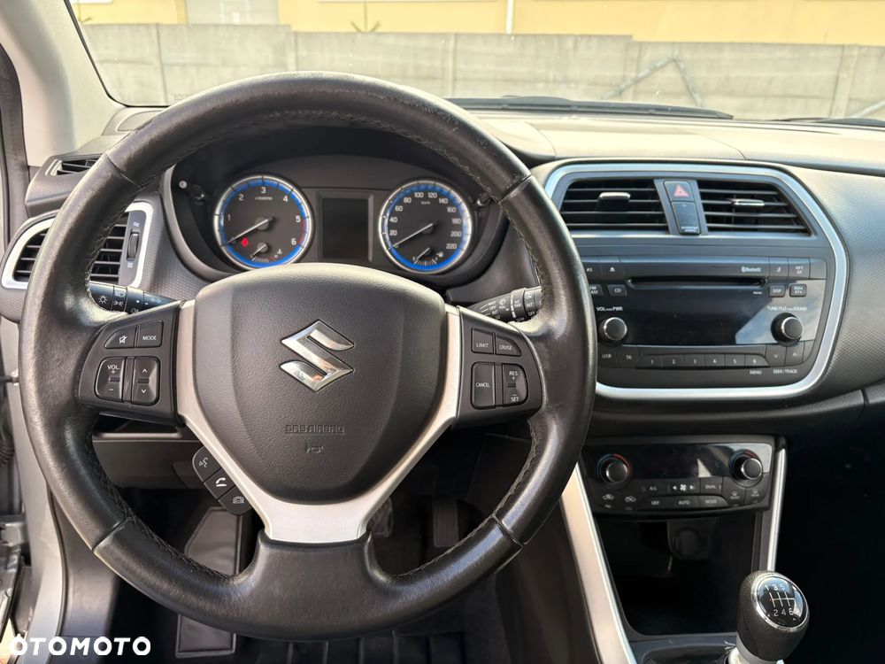 Suzuki SX4 S-Cross 1.6 DDiS 4x4 Comfort - 13
