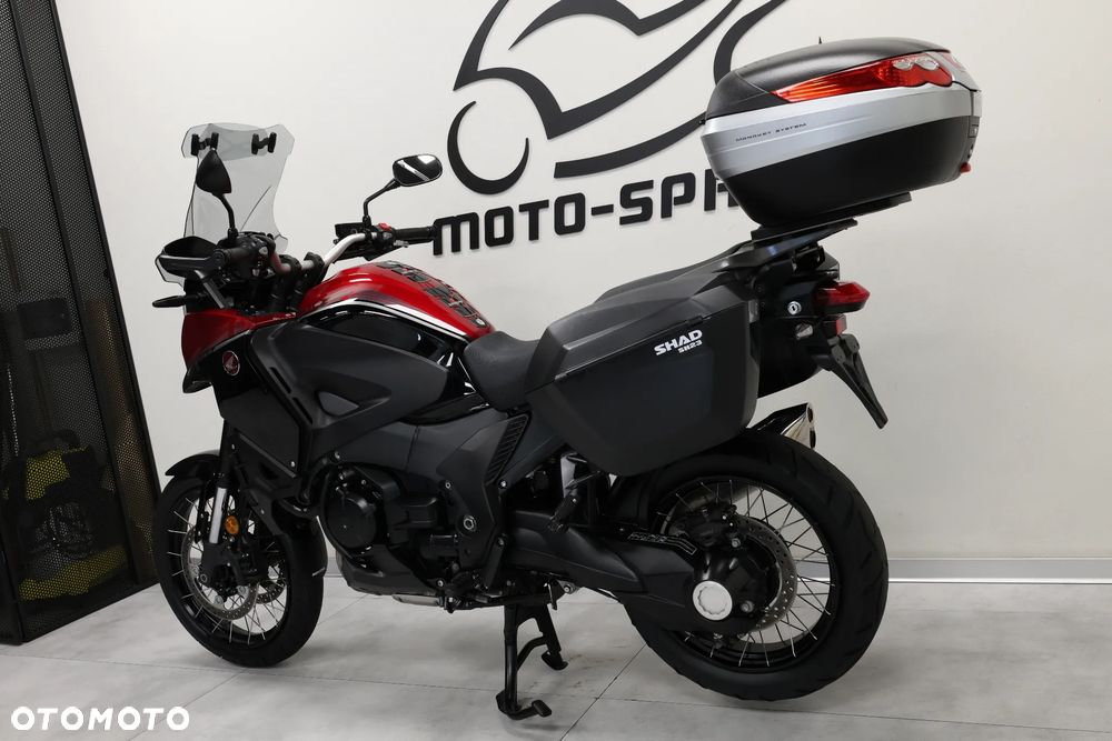 Honda VFR - 11