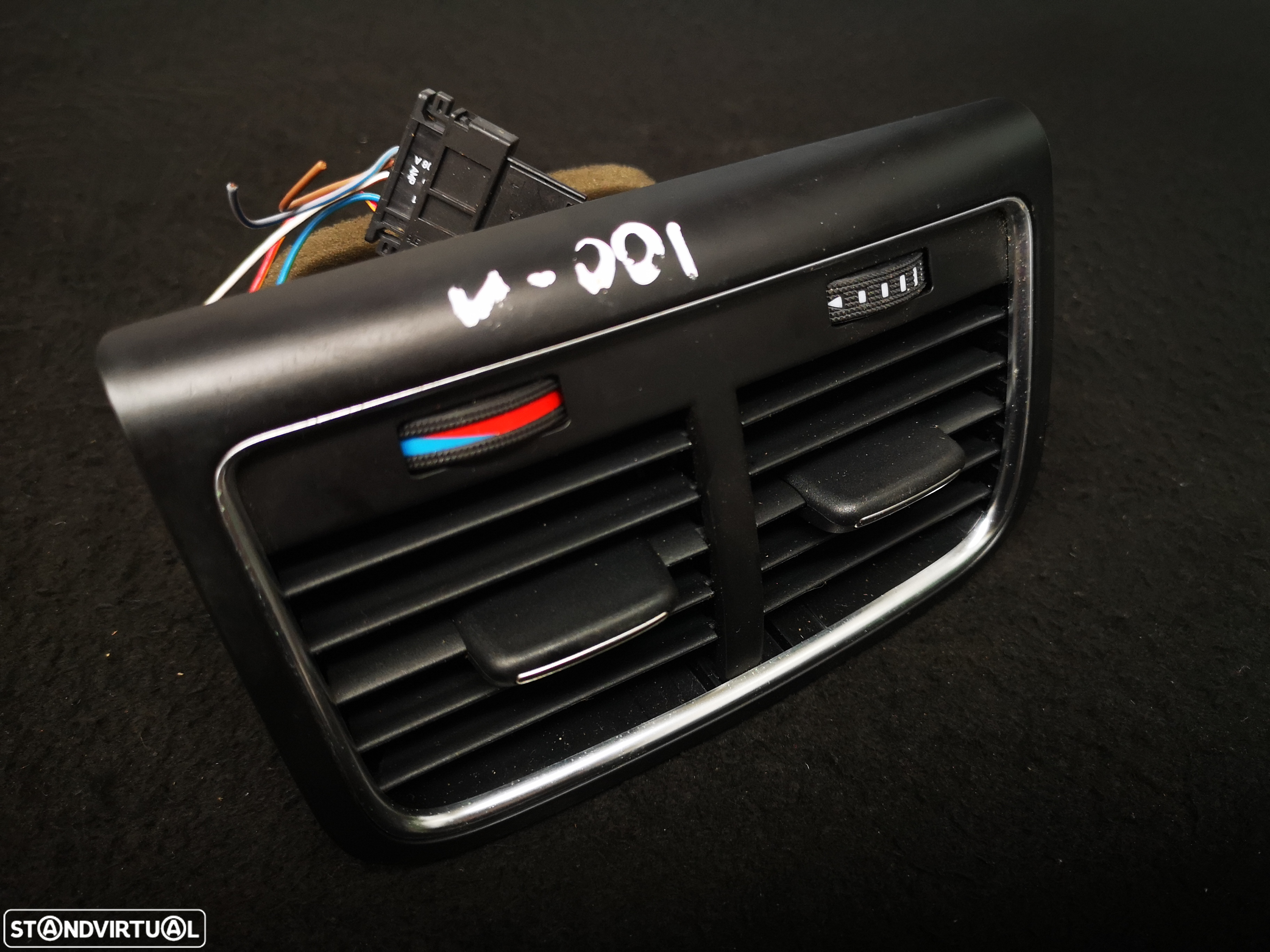 Grelha de sofagem  traseira Originais  Audi a4 a5 b8 2008+ - 2