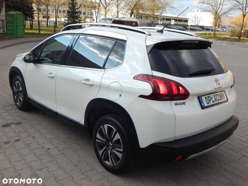 Peugeot 2008 PureTech 100 Allure - 3