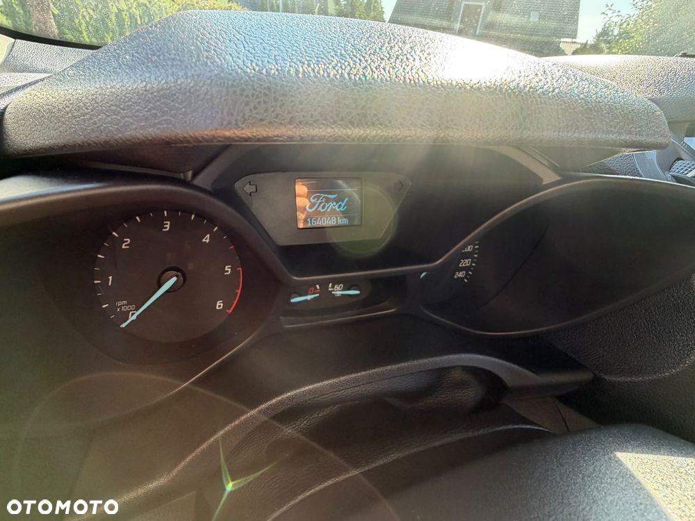 Ford Tourneo Connect Grand - 12