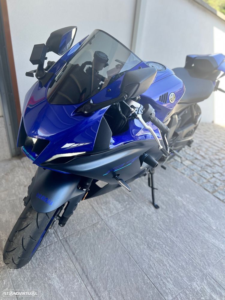Yamaha YZF R7 - 3