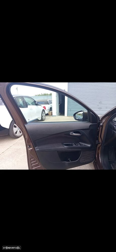Fiat Tipo 1.3 M-Jet Lounge J17 - 8