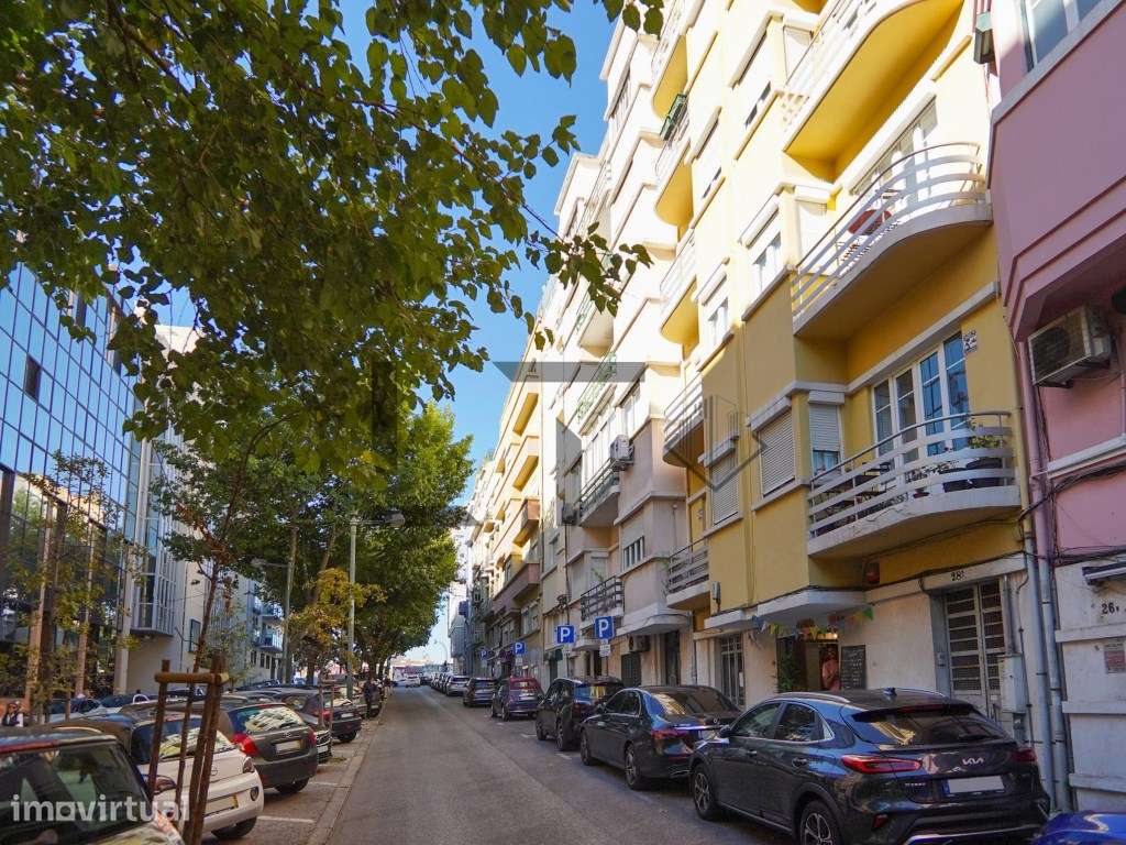 Apartamento T3+1 Completamente Renovado para Venda junto ao Parque ... - Grande imagem: 2/38