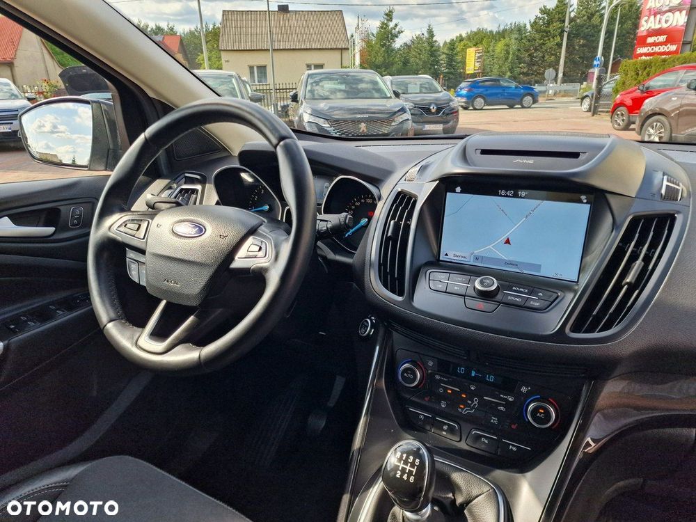 Ford Kuga 1.5 EcoBoost 2x4 Titanium - 25