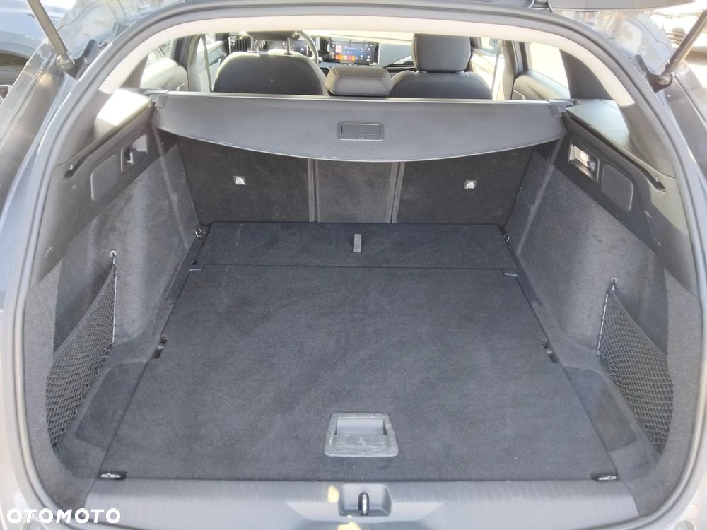 Opel Astra 1.2 T Edition S&S - 27