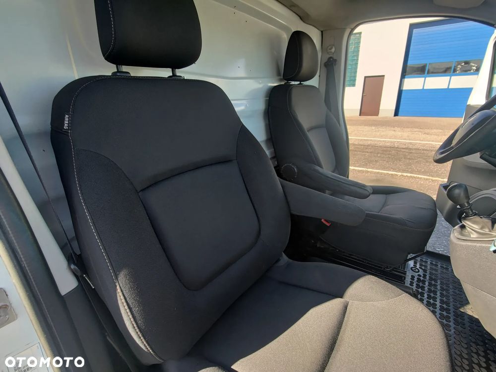 Renault TRAFIC - 11