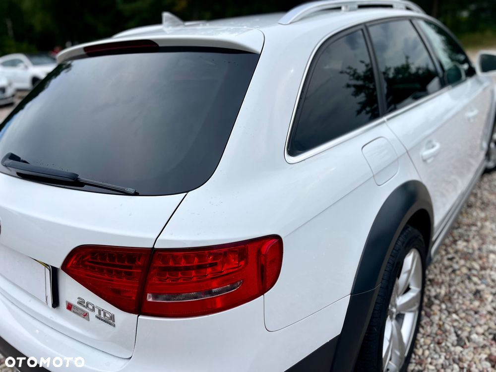 Audi A4 Allroad - 30
