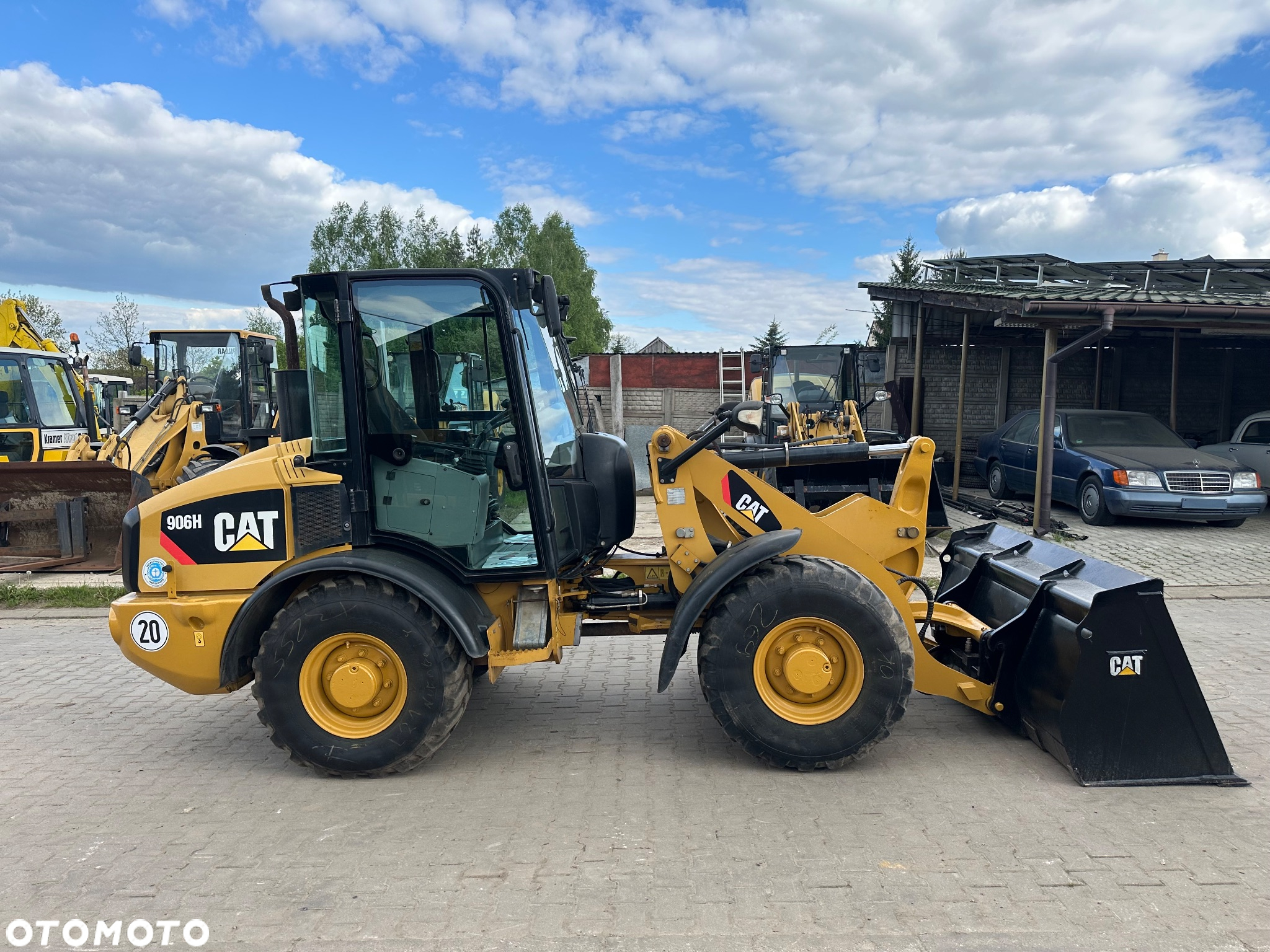 Caterpillar 906H - 6