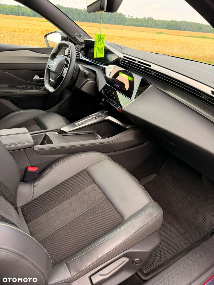 Peugeot 308 1.2 PureTech GT S&S EAT8 - 11