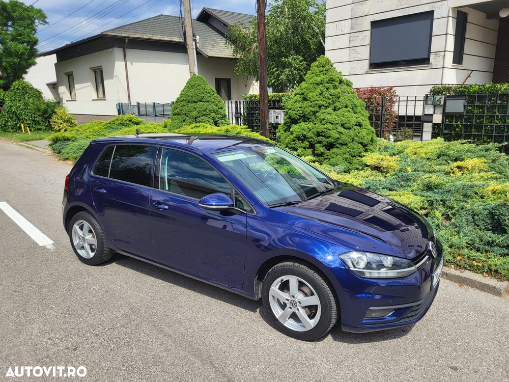 Volkswagen Golf - 2
