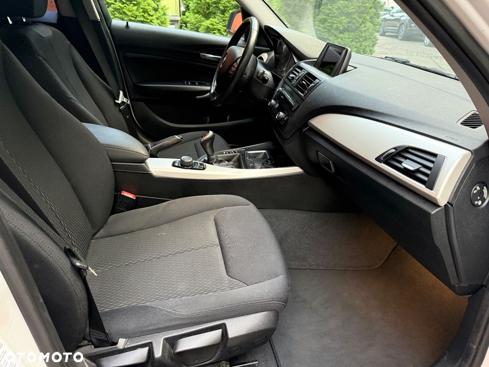 BMW Seria 1 116d - 12