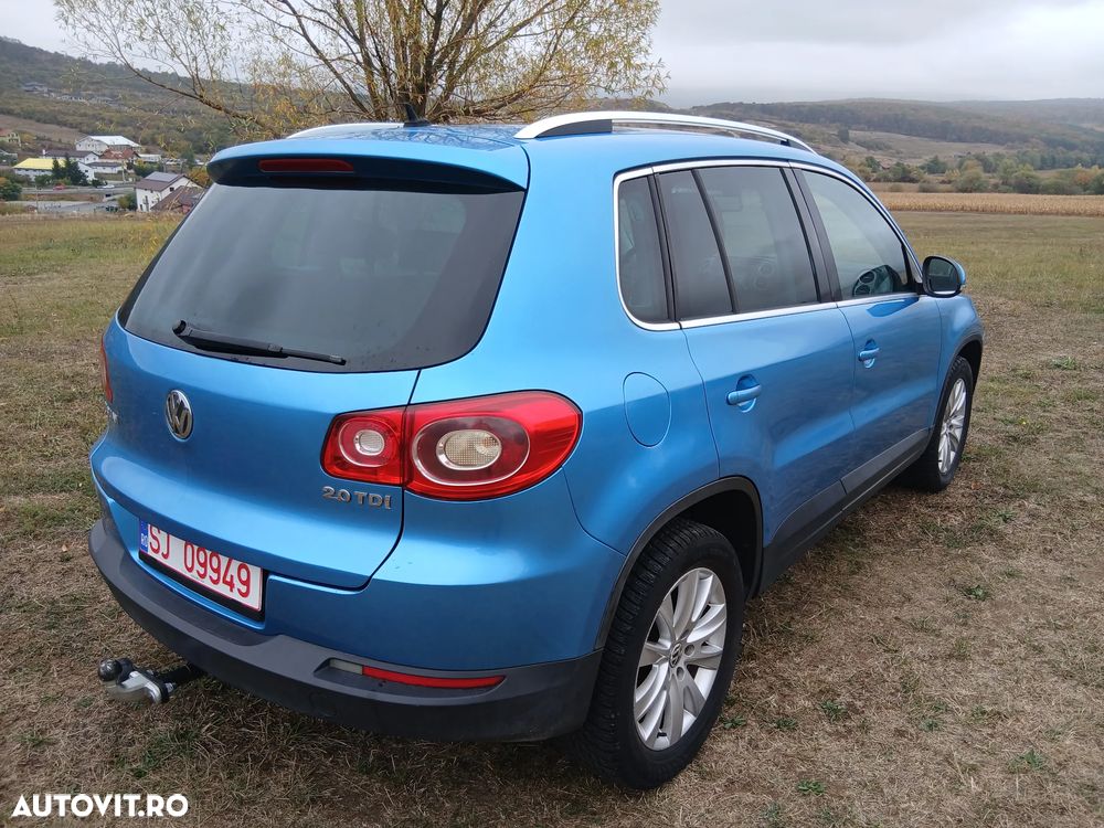 Volkswagen Tiguan - 4
